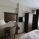 Janet 1* Hotel *