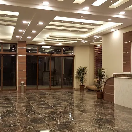 Janet 1* Hotel *
